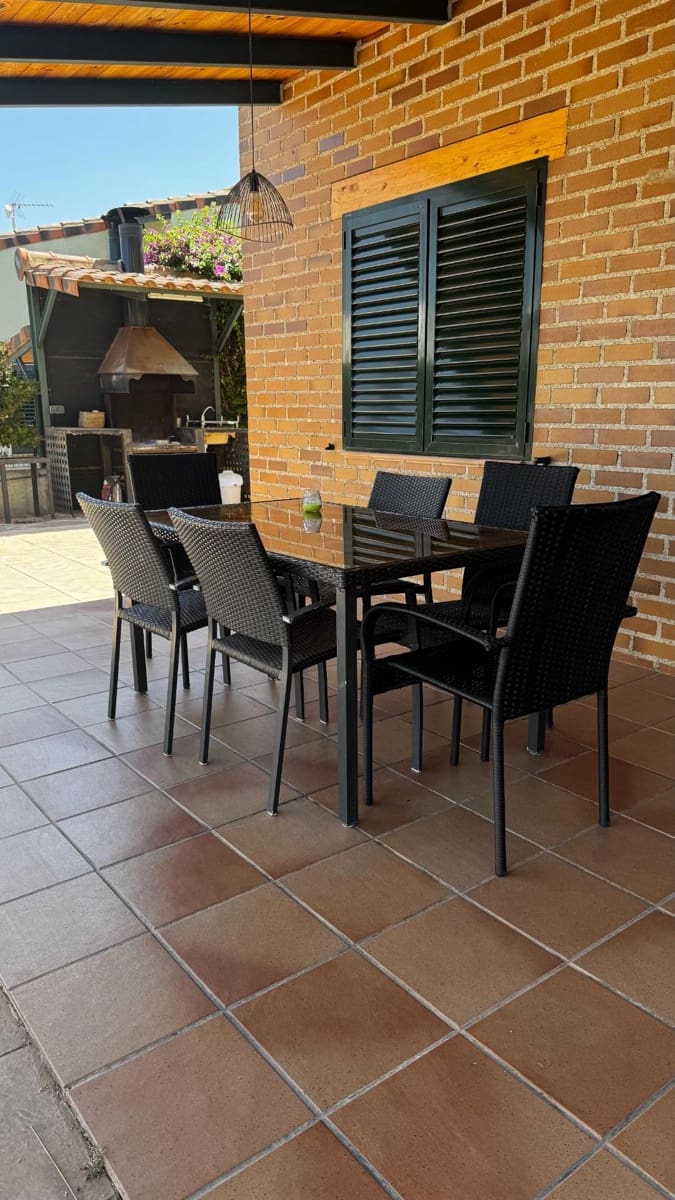 3 camera da letto Villa da affittare in Riba-roja de Turia con piscina - 2.500 € (Rif: 9134481)