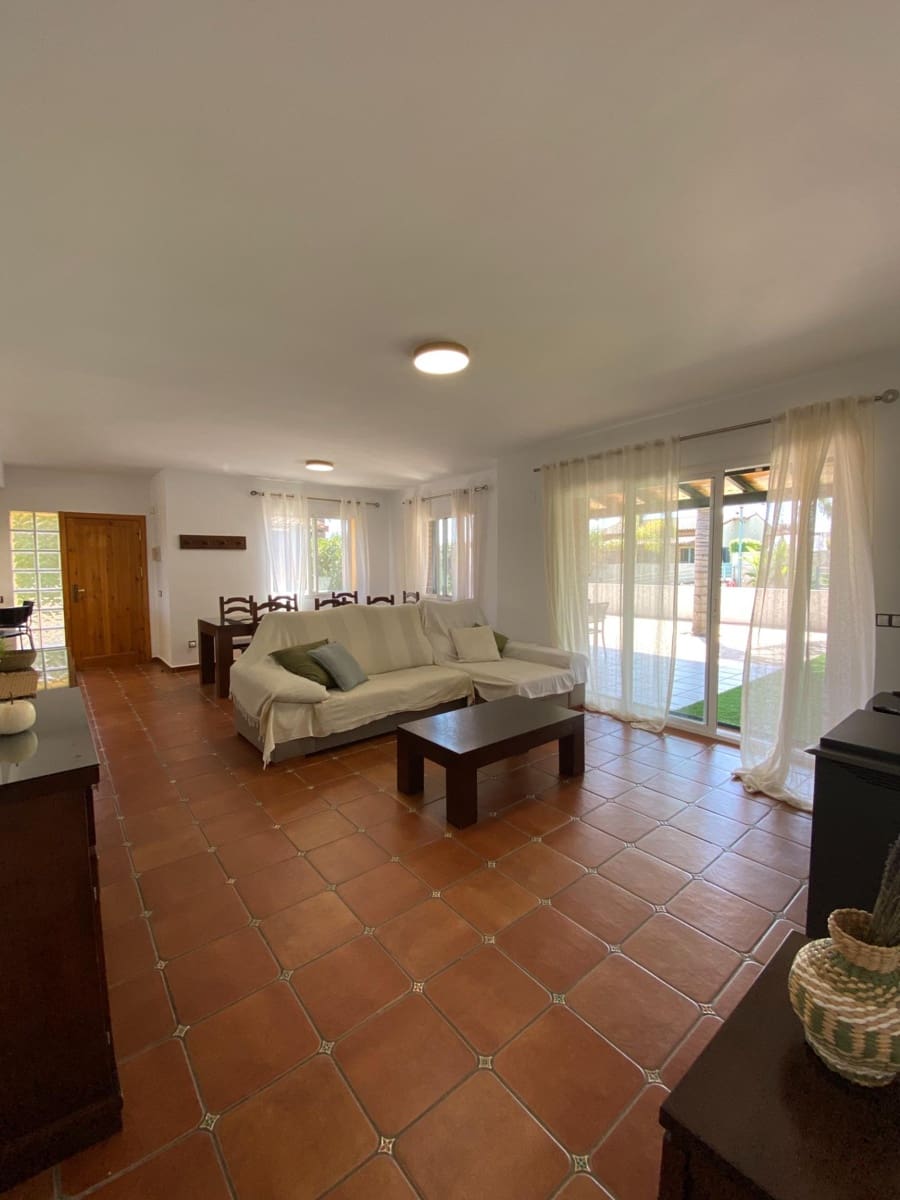 3 camera da letto Villa da affittare in Riba-roja de Turia con piscina - 2.500 € (Rif: 9134481)