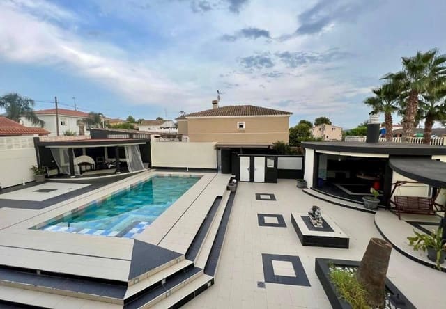 6 soverom Villa til salgs i Montserrat med svømmebasseng garasje - € 460 000 (Ref: 9153999)