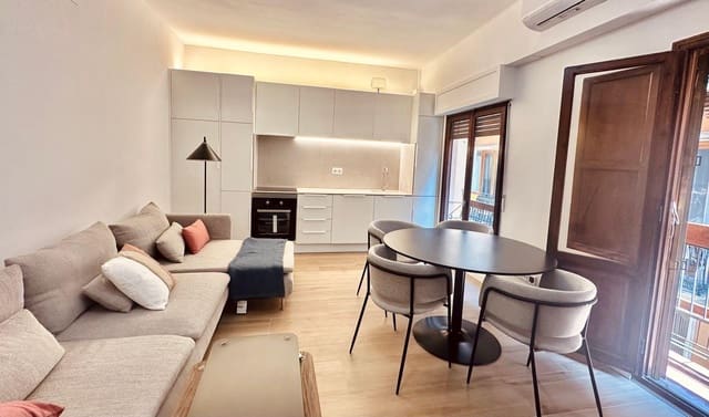 Apartamento de 3 habitaciones en Ciutat Vella, València ciudad en alquiler - 1.875 € (Ref: 9161046)