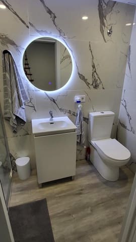 1 makuuhuone Huoneisto myytävänä paikassa Valencia kaupunki mukana uima-altaan - 265 000 € (Ref: 9178151)