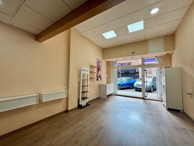 Commercieel te huur in La Raiosa, Valencia stad - € 895 (Ref: 9181063)