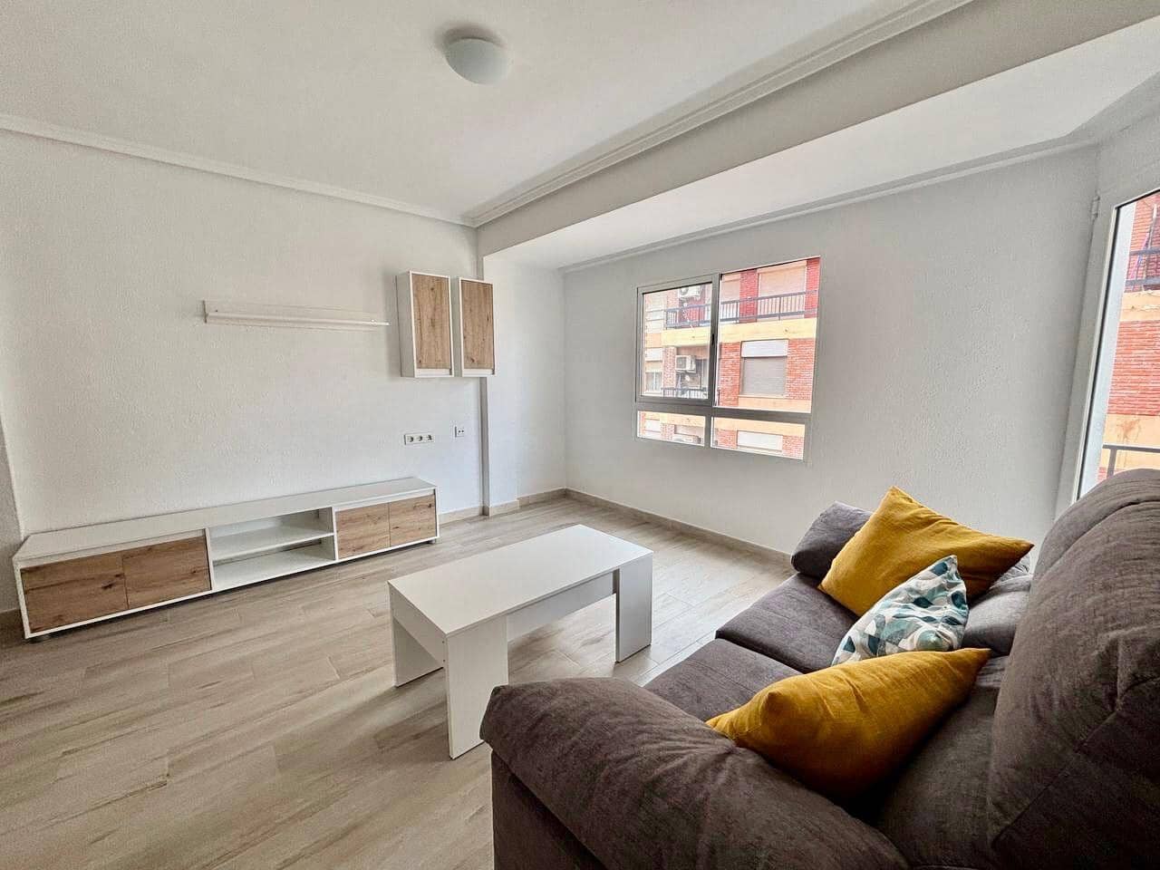 4 sypialnia Mieszkanie do wynajęcia w Miasto Walencja - 1 245 € (Ref: 9217435)