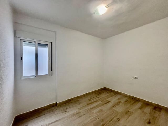 4 sypialnia Mieszkanie do wynajęcia w La Raiosa, Miasto Walencja - 1 245 € (Ref: 9217435)