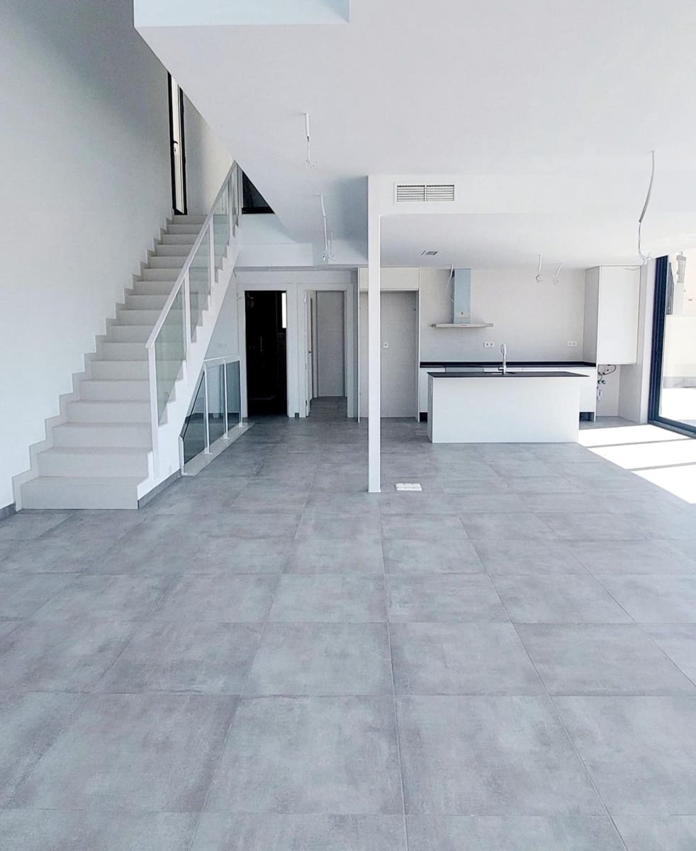 4 soveværelse Villa til salg i Gran Alacant med swimmingpool - € 614.800 (Ref: 9228567)