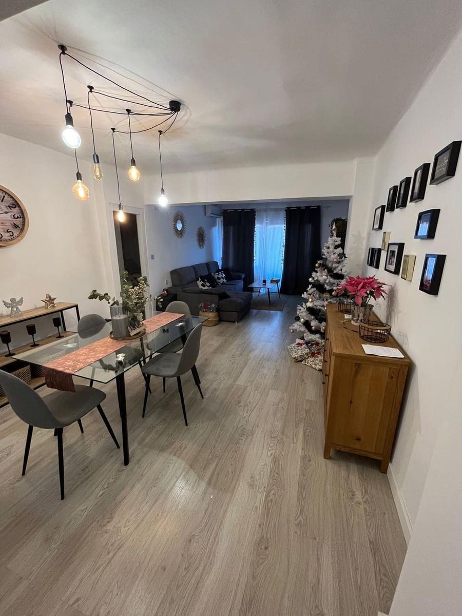 2 makuuhuone Huoneisto vuokrattavana paikassa Valencia kaupunki - 1 600 € (Ref: 9233011)