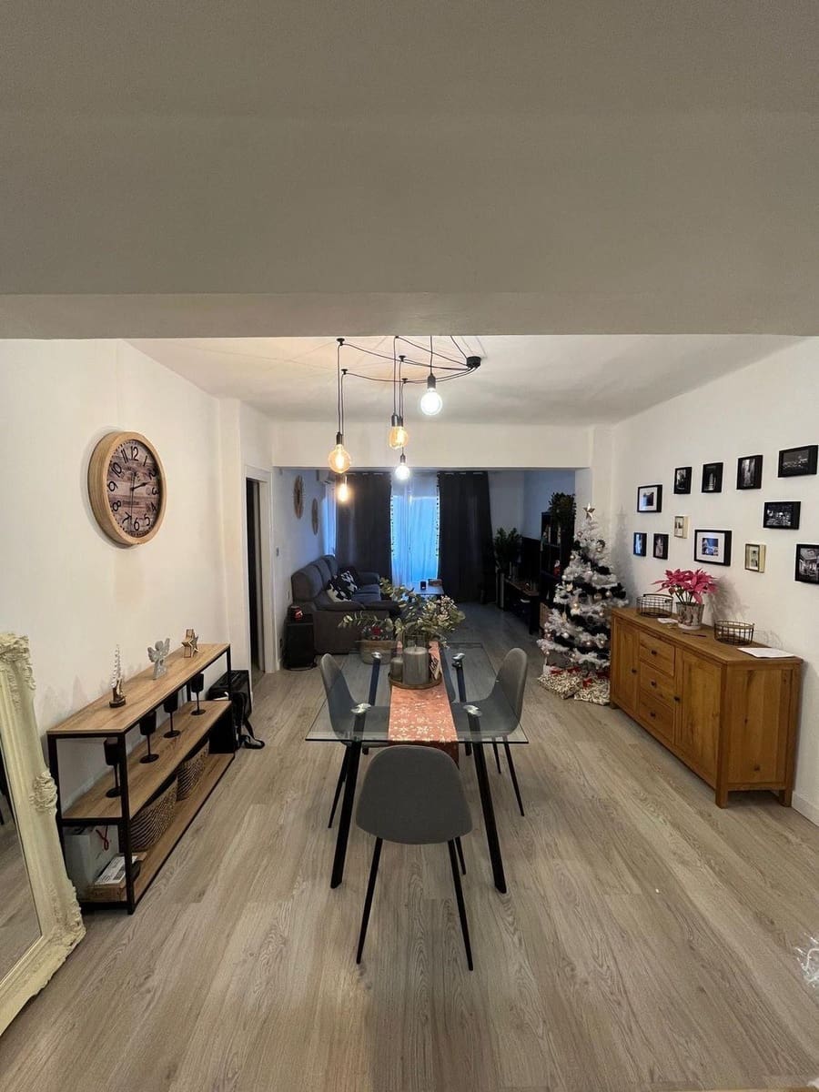 2 makuuhuone Huoneisto vuokrattavana paikassa Valencia kaupunki - 1 600 € (Ref: 9233011)