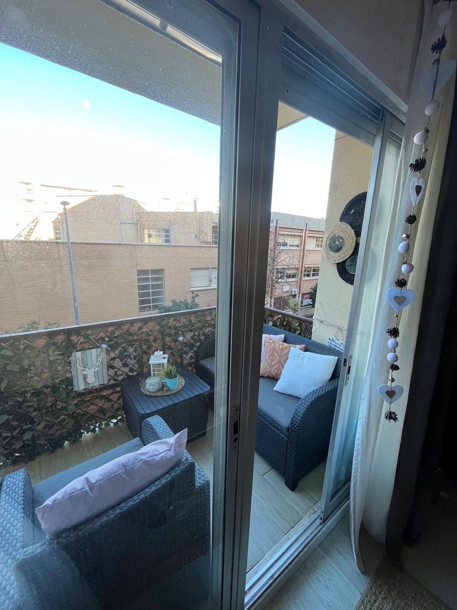 2 makuuhuone Huoneisto vuokrattavana paikassa Valencia kaupunki - 1 600 € (Ref: 9233011)