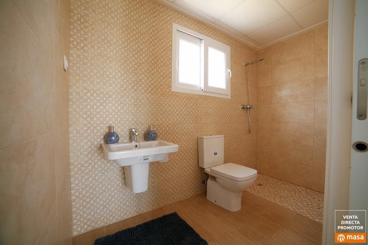 4 soveværelse Semi-Rækkehus til salg i Gran Alacant med swimmingpool - € 395.000 (Ref: 9240442)