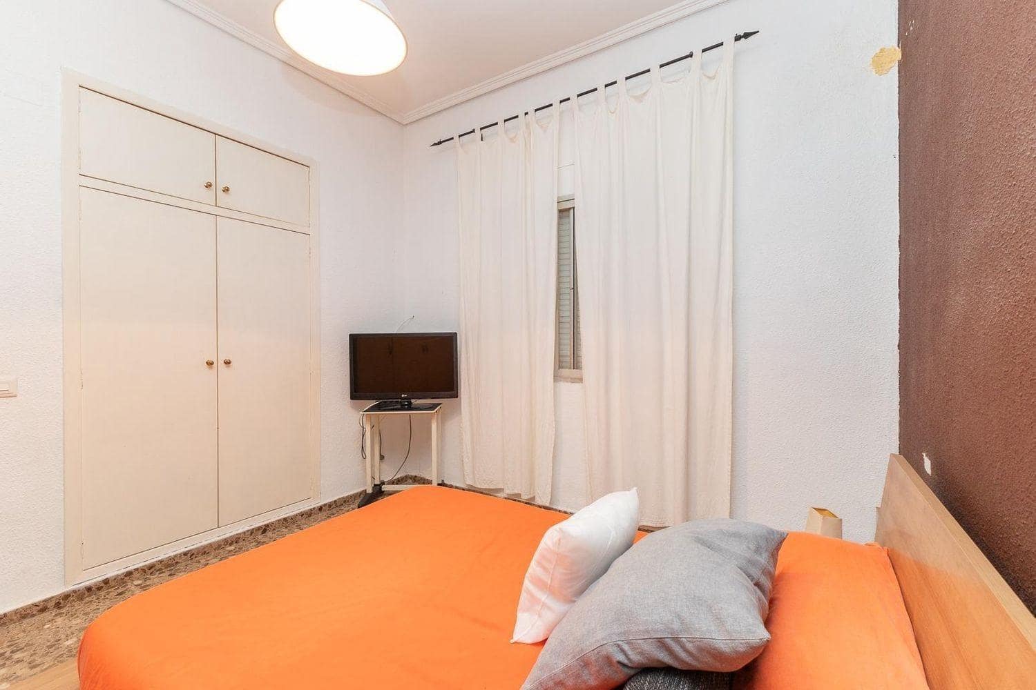 6 makuuhuone Huvila myytävänä paikassa La Canada mukana uima-altaan - 569 000 € (Ref: 9269765)