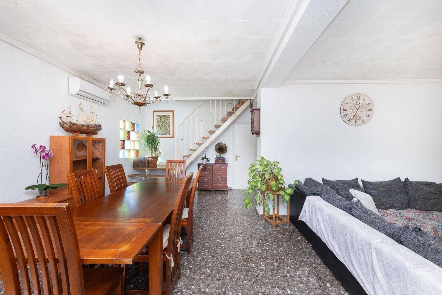 6 makuuhuone Huvila myytävänä paikassa La Canada mukana uima-altaan - 569 000 € (Ref: 9269765)