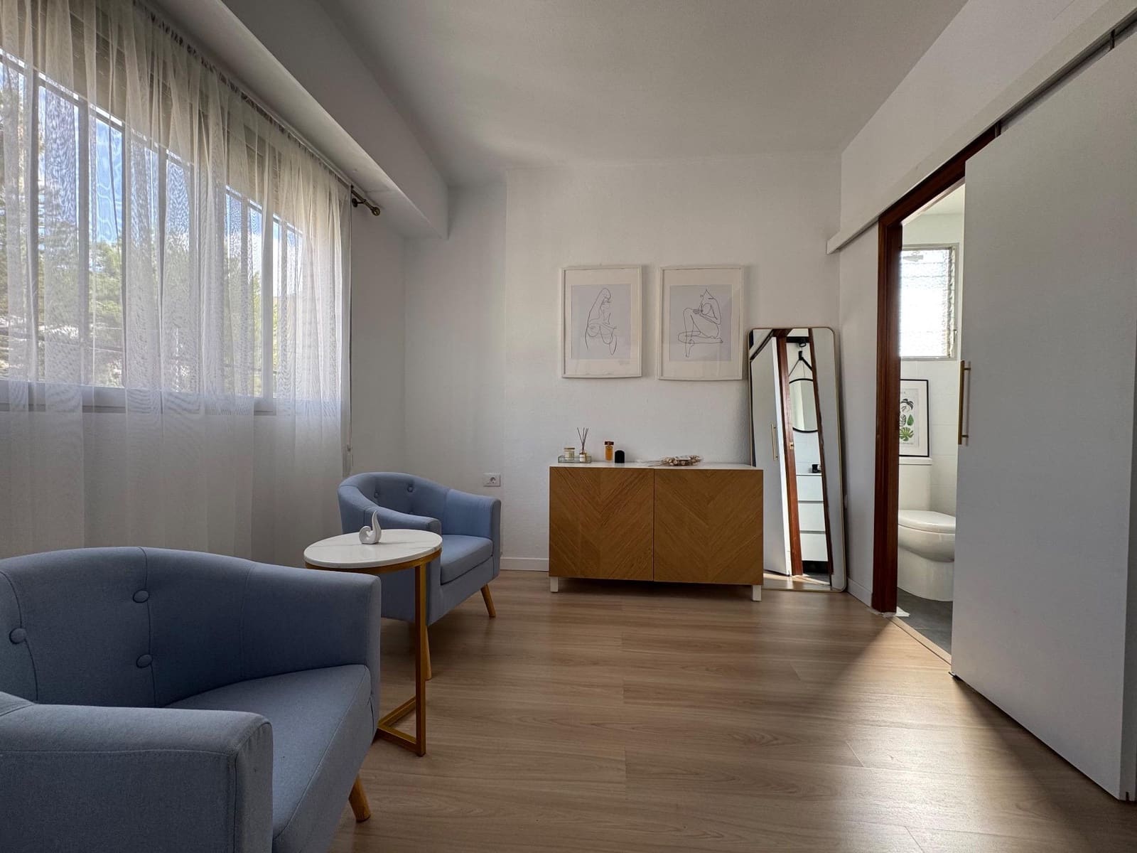 Villa/Maison de 4 chambres à louer à Torrent avec piscine - 2 800 € (Ref: 9272632)