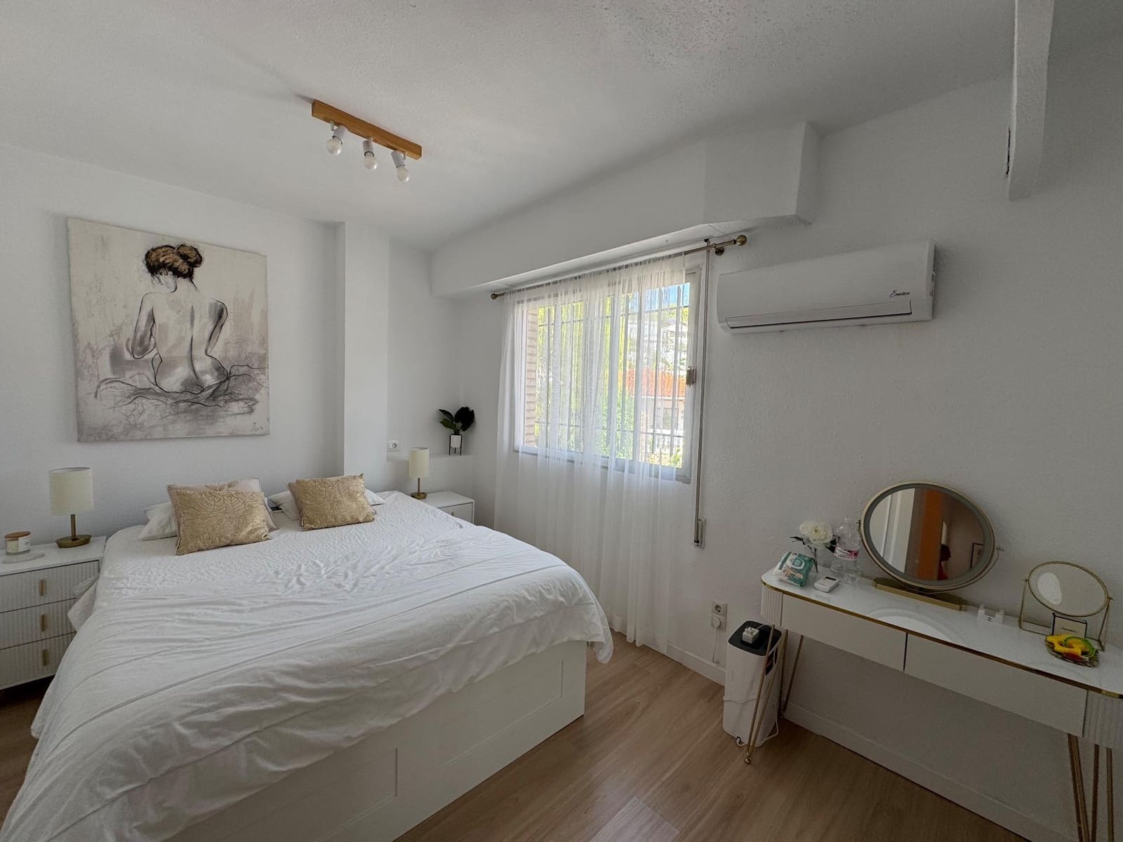 4 Zimmer Villa zu vermieten in Torrent mit Pool Garage - 2.700 € (Ref: 9272632)