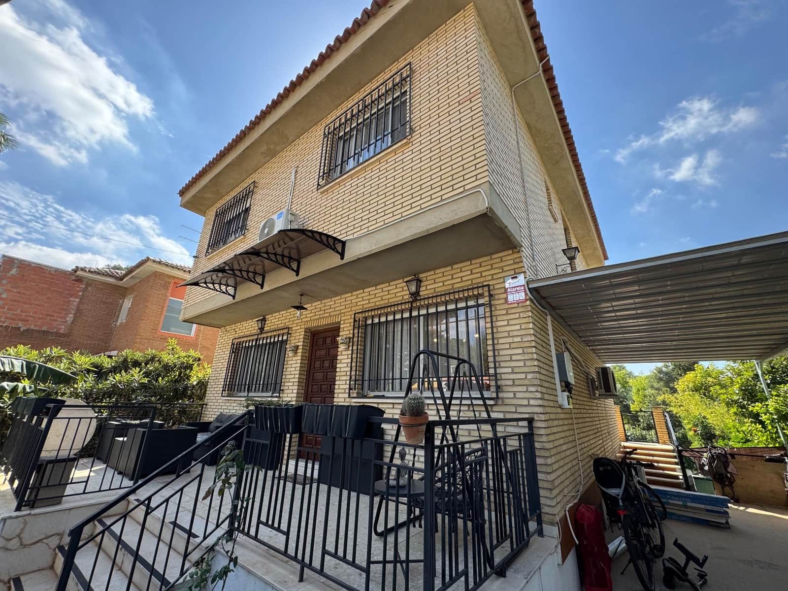 4 Zimmer Villa zu vermieten in Torrent mit Pool Garage - 2.700 € (Ref: 9272632)