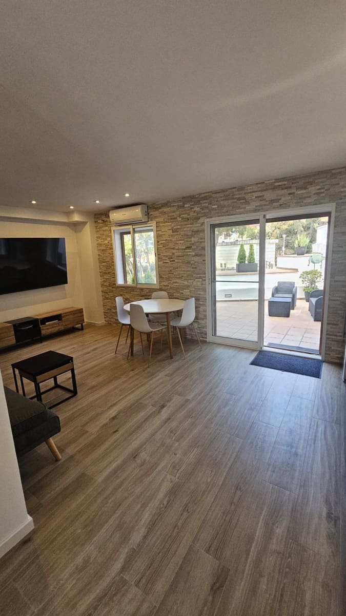 1 soverom Penthouse til salgs i Chiva med svømmebasseng - € 247 000 (Ref: 9282239)