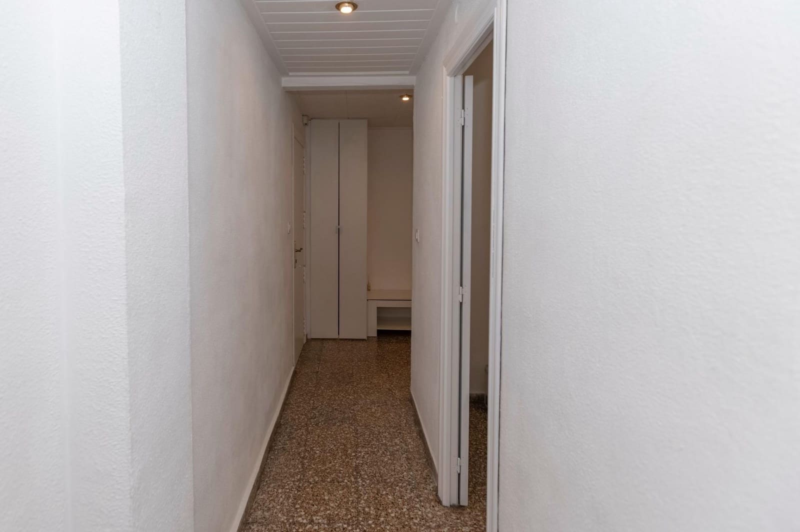 3 bedroom Flat for rent in Aldaia - € 1,600 (Ref: 9308540)