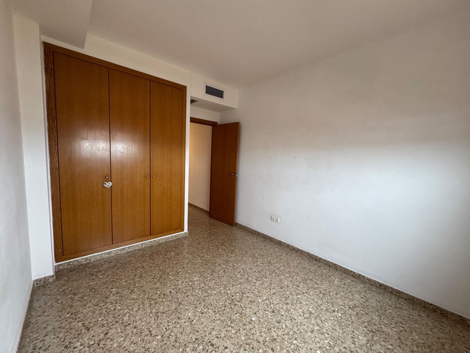 3 soverom Leilighet til salgs i Paterna med svømmebasseng - € 425 000 (Ref: 9308542)