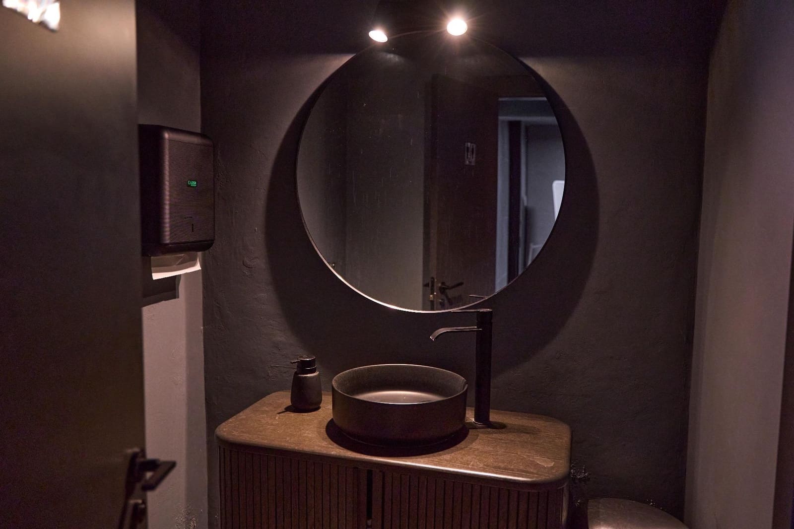 Negocio en València ciudad en venta - 189.000 € (Ref: 9326486)