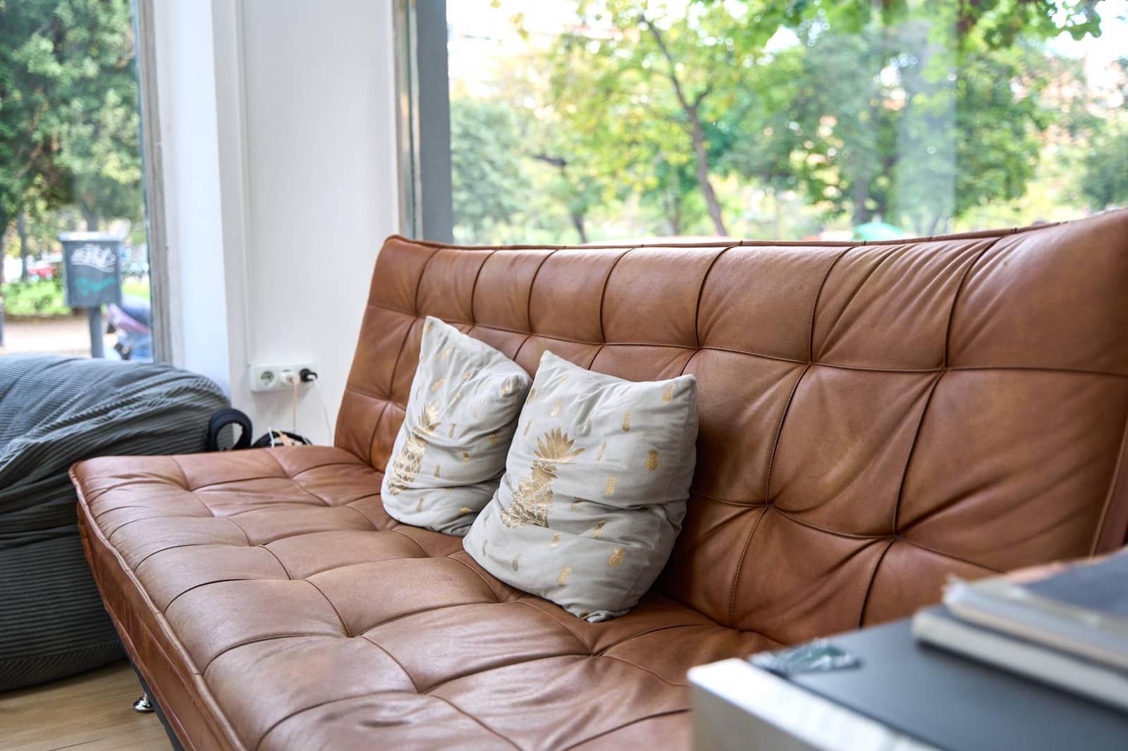 Biznes do wynajęcia w Miasto Walencja - 1 200 € (Ref: 9330667)