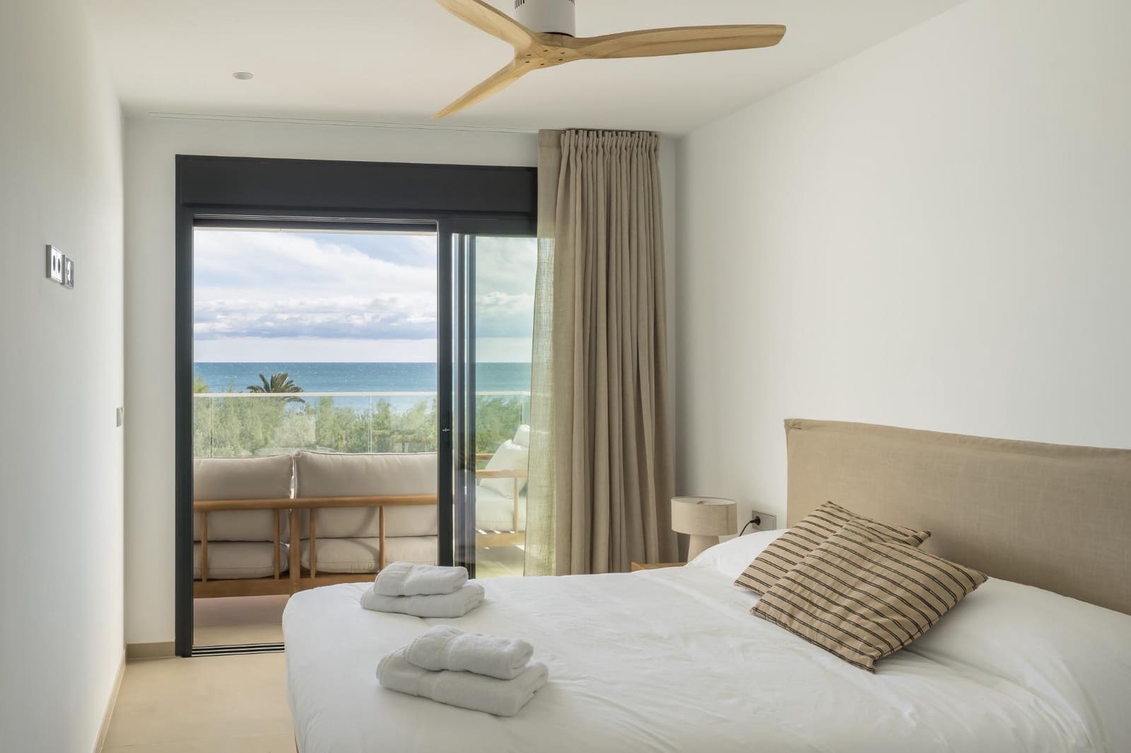 3 sovrum Lägenhet till salu i Denia med pool garage - 890 000 € (Ref: 9338068)