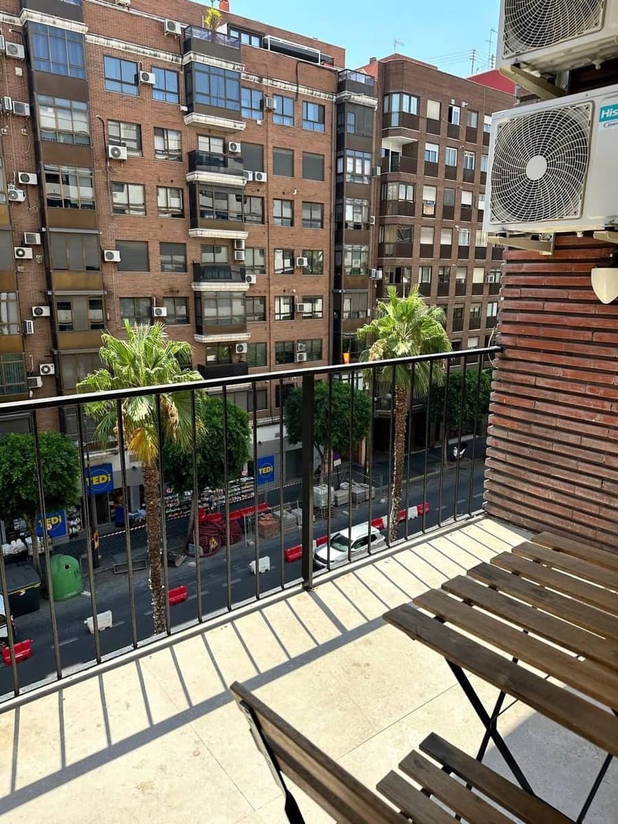 3 soverom Leilighet til leie i Valencia by - € 2 000 (Ref: 9355873)