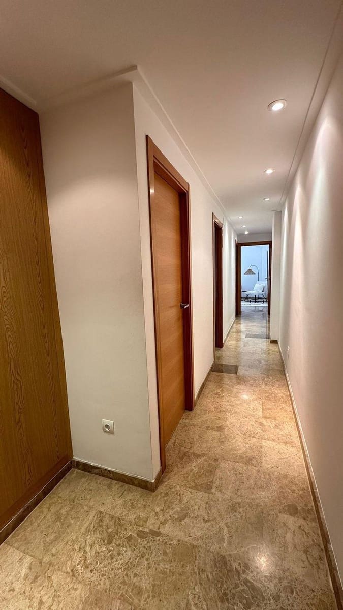 1 makuuhuone Huoneisto vuokrattavana paikassa Valencia kaupunki - 1 290 € (Ref: 9379053)