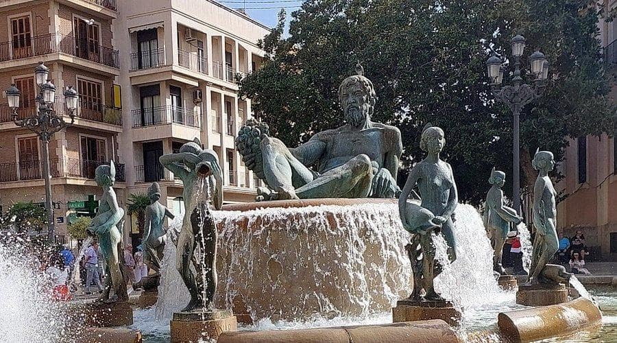 3 bedroom Apartment for rent in Valencia city - € 2,500 (Ref: 9387953)