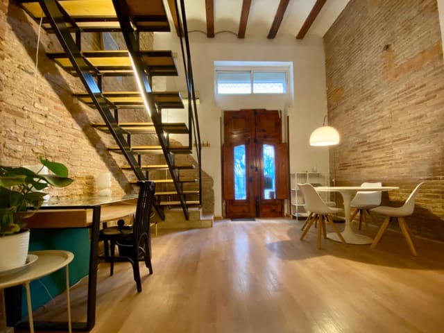 1 bedroom Flat for rent in Ciutat Vella, Valencia city - € 2,100 (Ref: 9401093)