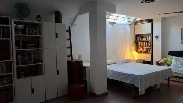 4 soveværelse Rækkehus til salg i San Antonio de Benageber med swimmingpool garage - € 580.000 (Ref: 9415983)