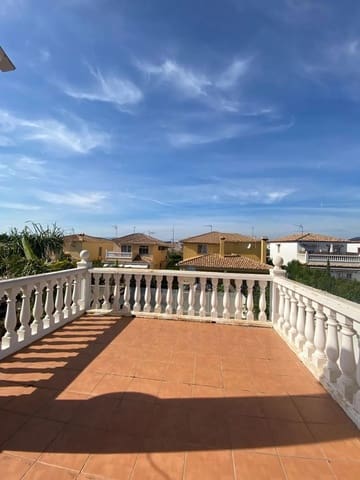 3 bedroom Villa for rent in La Pobla de Vallbona with garage - € 2,000 (Ref: 9437141)