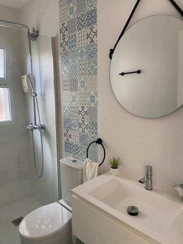 3 bedroom Villa for rent in La Pobla de Vallbona with garage - € 2,000 (Ref: 9437141)