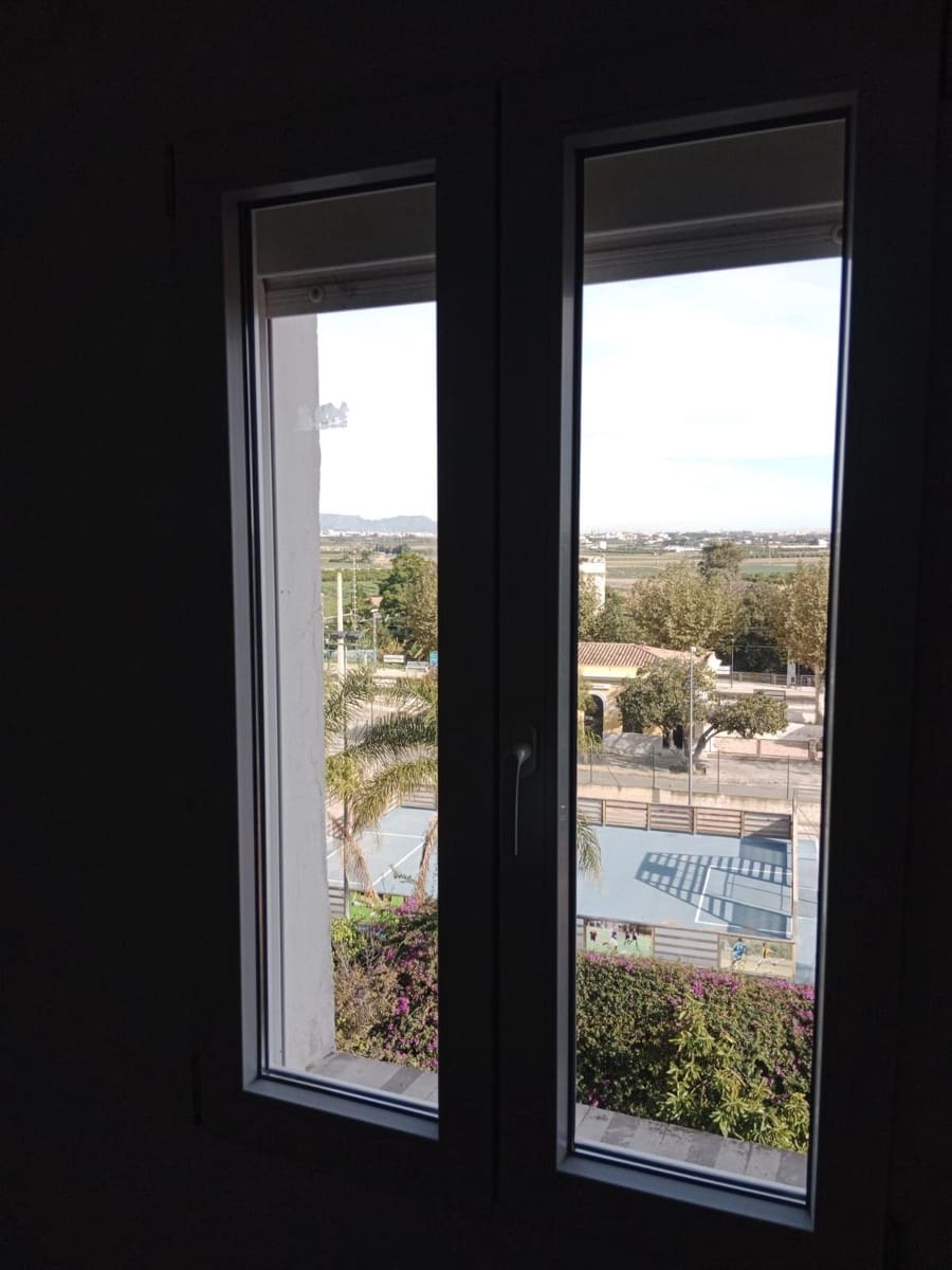 3 makuuhuone Asunto myytävänä paikassa Burjassot - 170 000 € (Ref: 9446368)