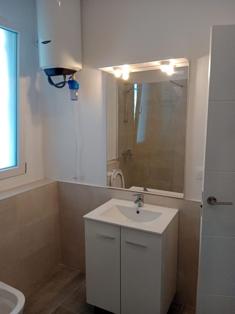 3 makuuhuone Asunto myytävänä paikassa Burjassot - 170 000 € (Ref: 9446368)