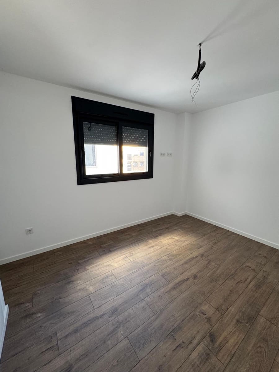 3 soveværelse Lejlighed til leje i Valencia by - € 2.000 (Ref: 9488720)