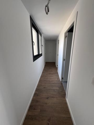 3 soveværelse Lejlighed til leje i Benicalap, Valencia by - € 2.000 (Ref: 9488720)