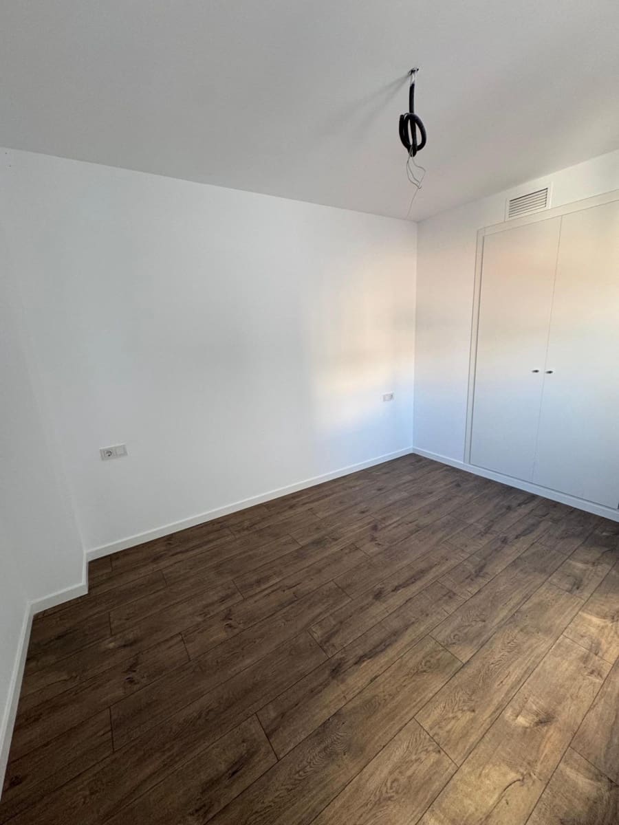 3 soveværelse Lejlighed til leje i Valencia by - € 2.000 (Ref: 9488720)