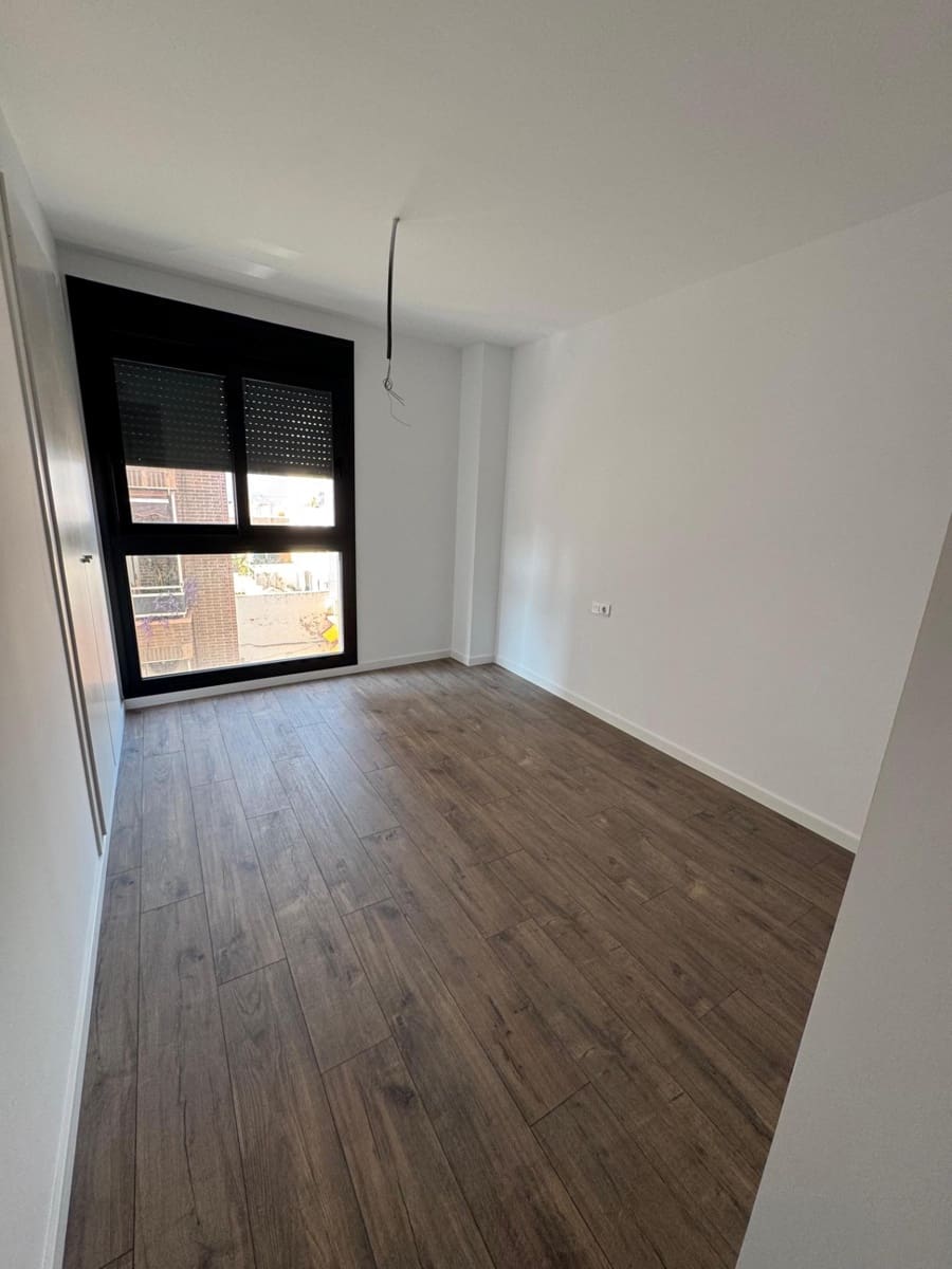 3 soveværelse Lejlighed til leje i Valencia by - € 2.000 (Ref: 9488720)