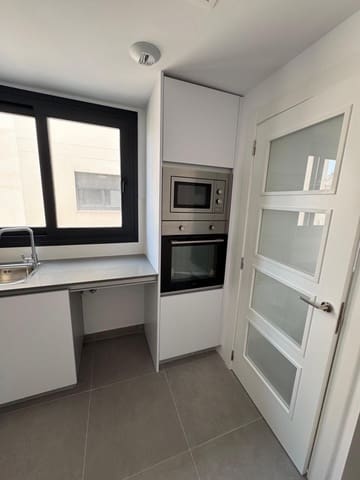 3 bedroom Flat for rent in Benicalap, Valencia city - € 2,000 (Ref: 9488720)