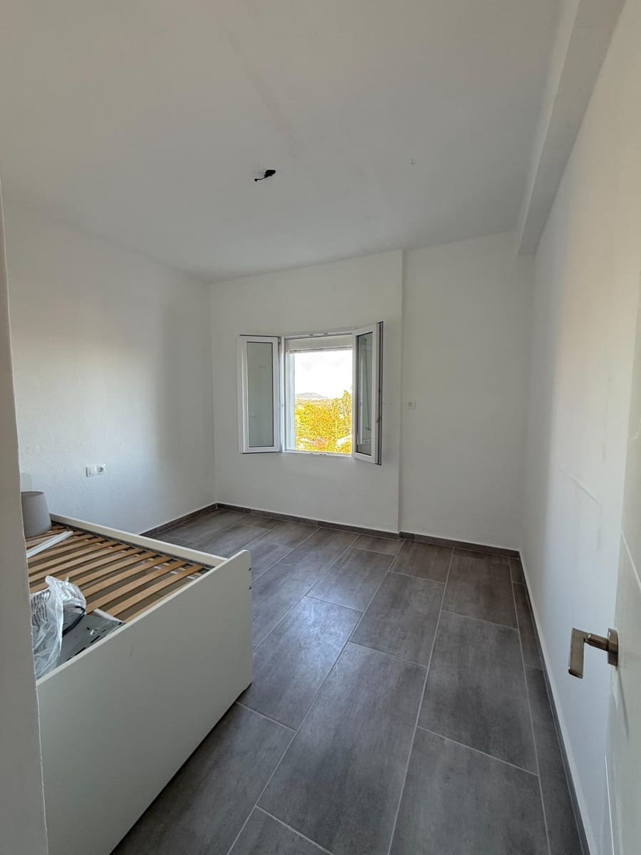 3 bedroom Flat for sale in Burjassot - € 169,900 (Ref: 9491470)