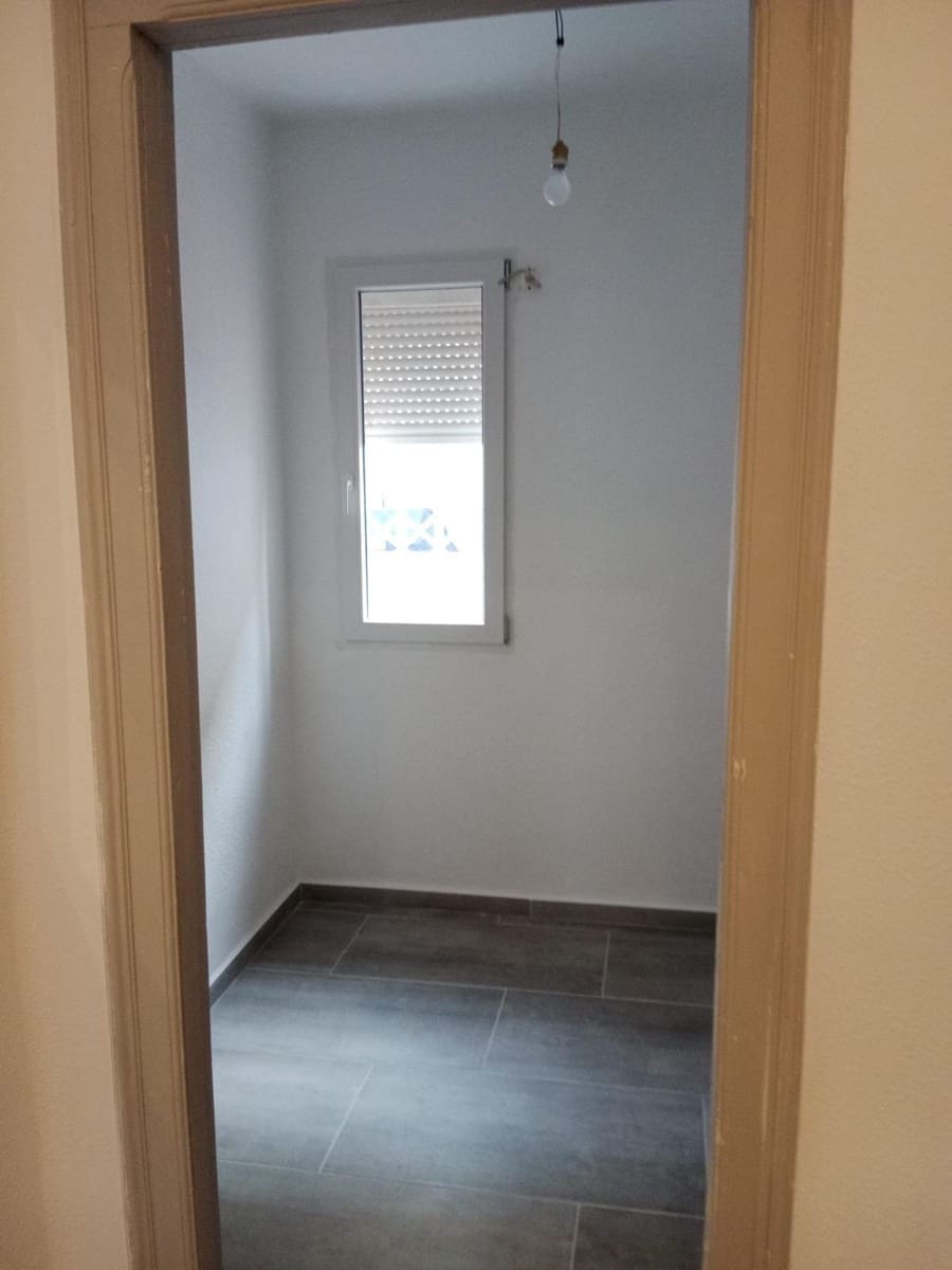 3 bedroom Flat for sale in Burjassot - € 169,900 (Ref: 9491470)