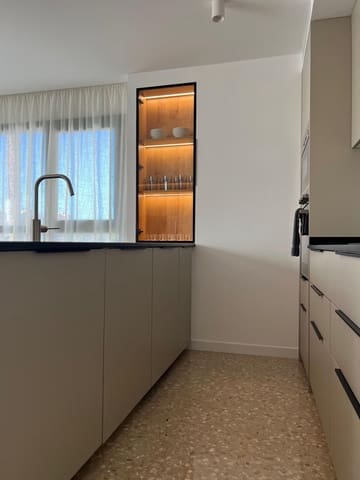 Piso de 4 habitaciones en Ciutat de les Arts i de les Ciencies, València ciudad en alquiler - 2.800 € (Ref: 9495326)