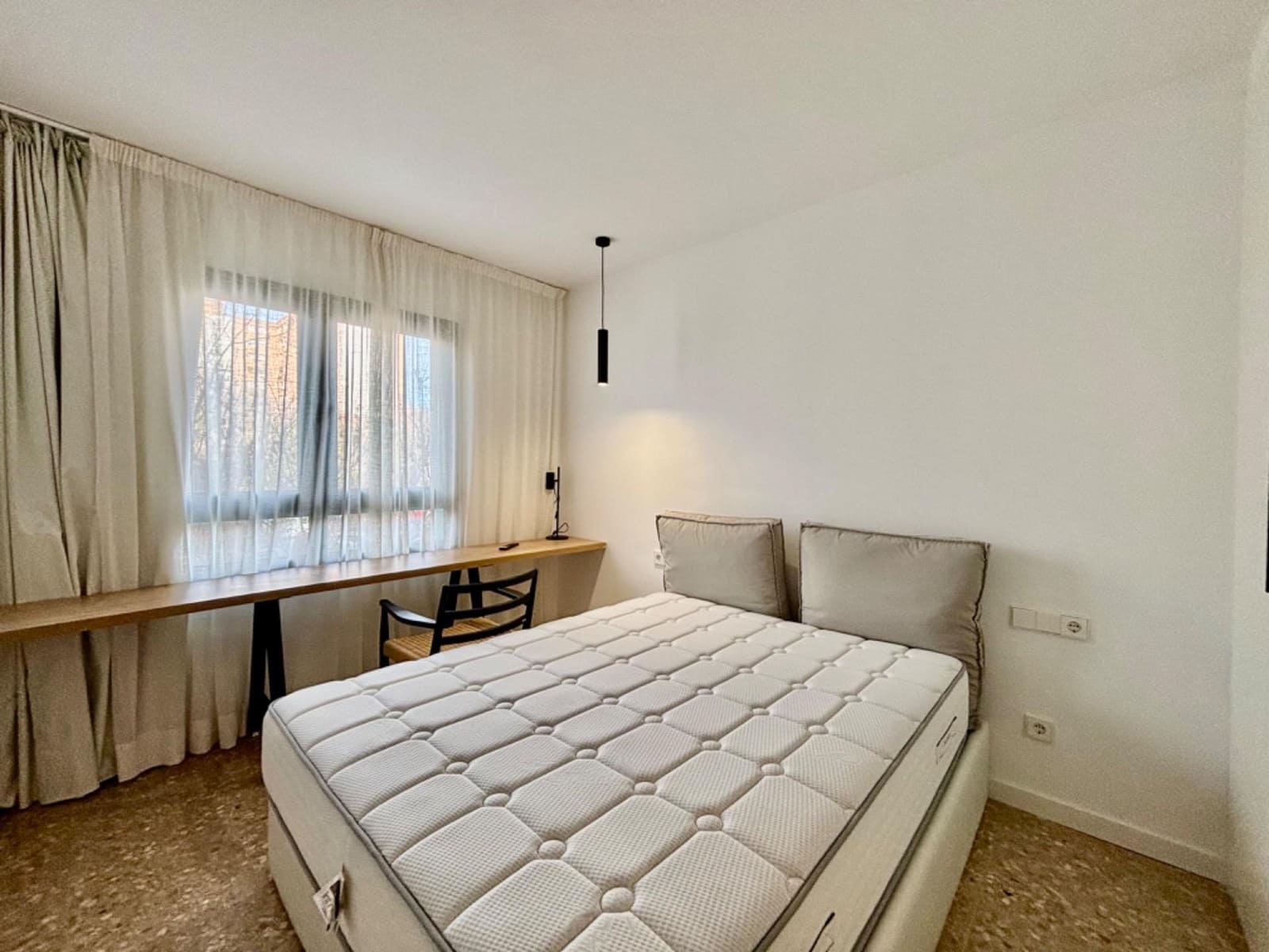 Piso de 4 habitaciones en València ciudad en alquiler - 2.800 € (Ref: 9495326)