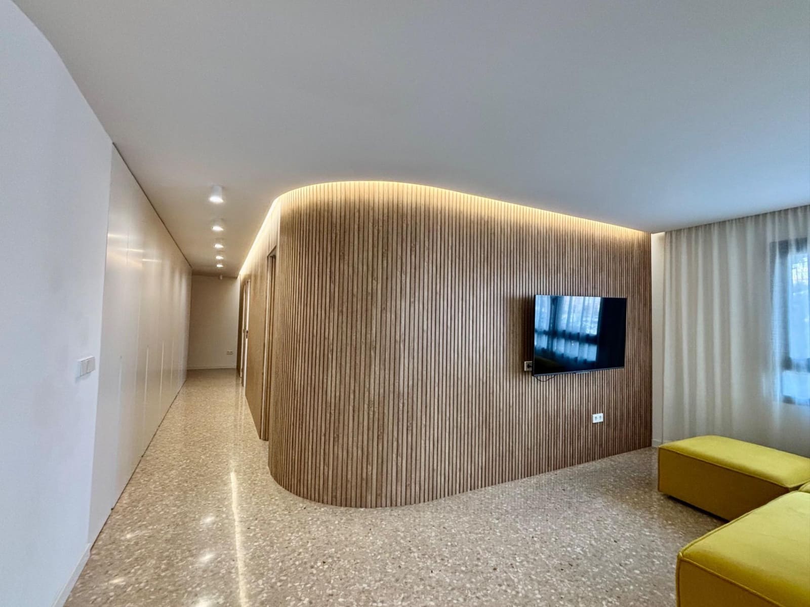 Piso de 4 habitaciones en València ciudad en alquiler - 2.800 € (Ref: 9495326)