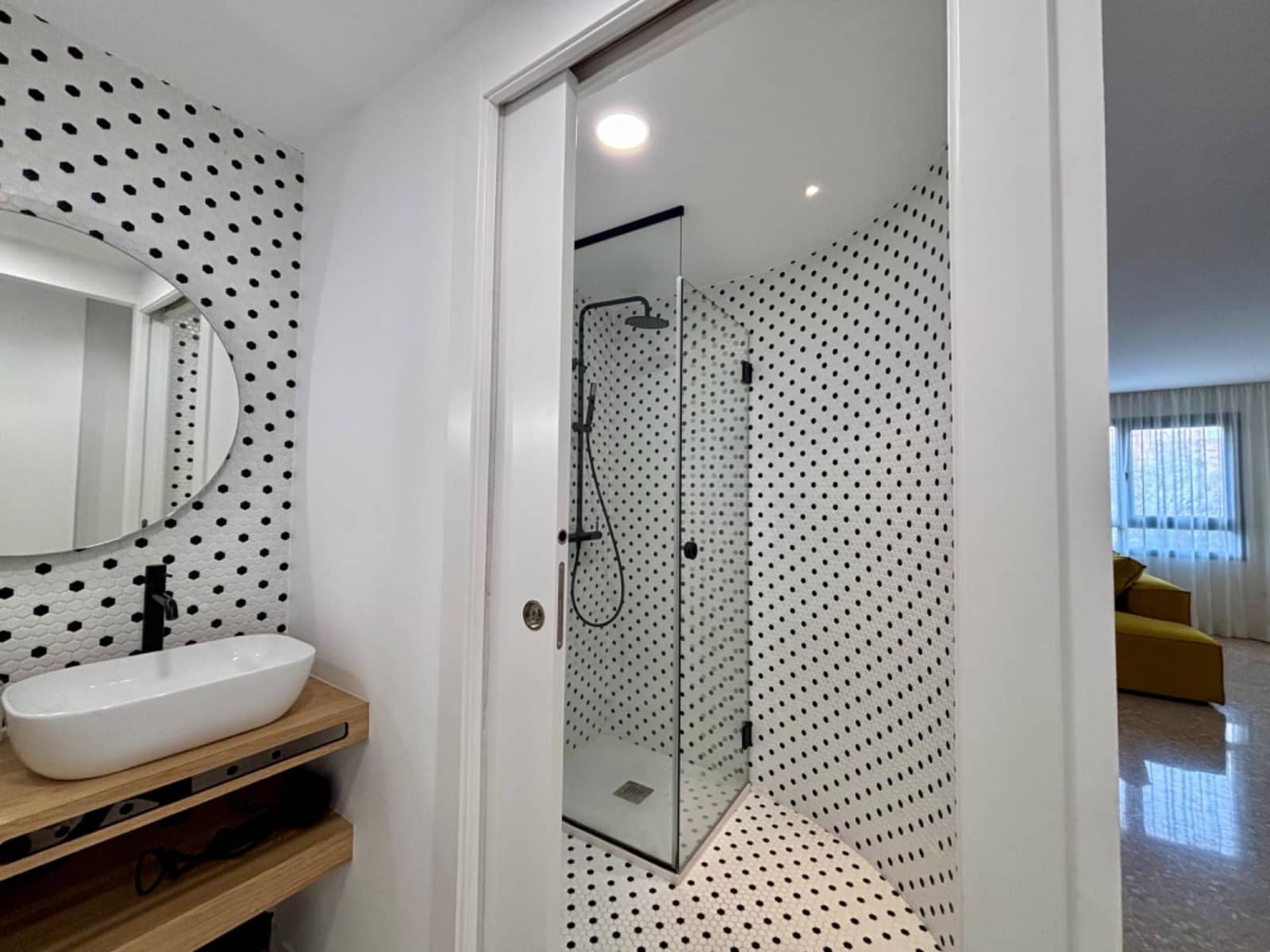 Piso de 4 habitaciones en València ciudad en alquiler - 2.800 € (Ref: 9495326)