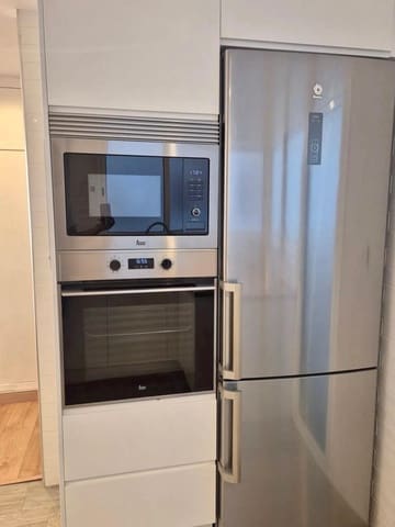 Piso de 4 habitaciones en Arrancapins, València ciudad en alquiler - 1.900 € (Ref: 9502396)