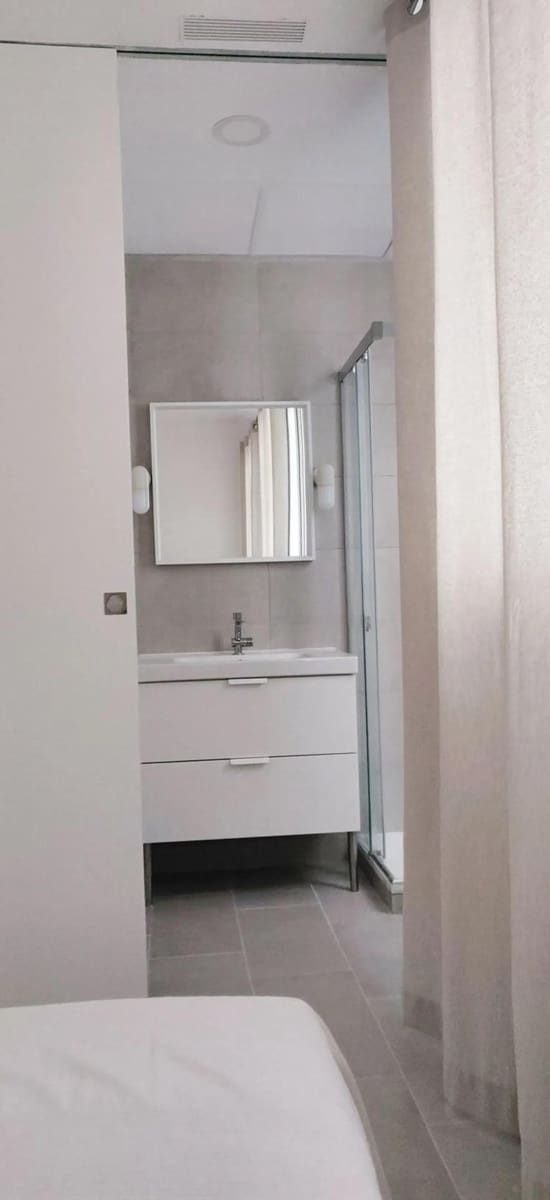 1 bedroom Flat for rent in Valencia city - € 1,350 (Ref: 9502397)