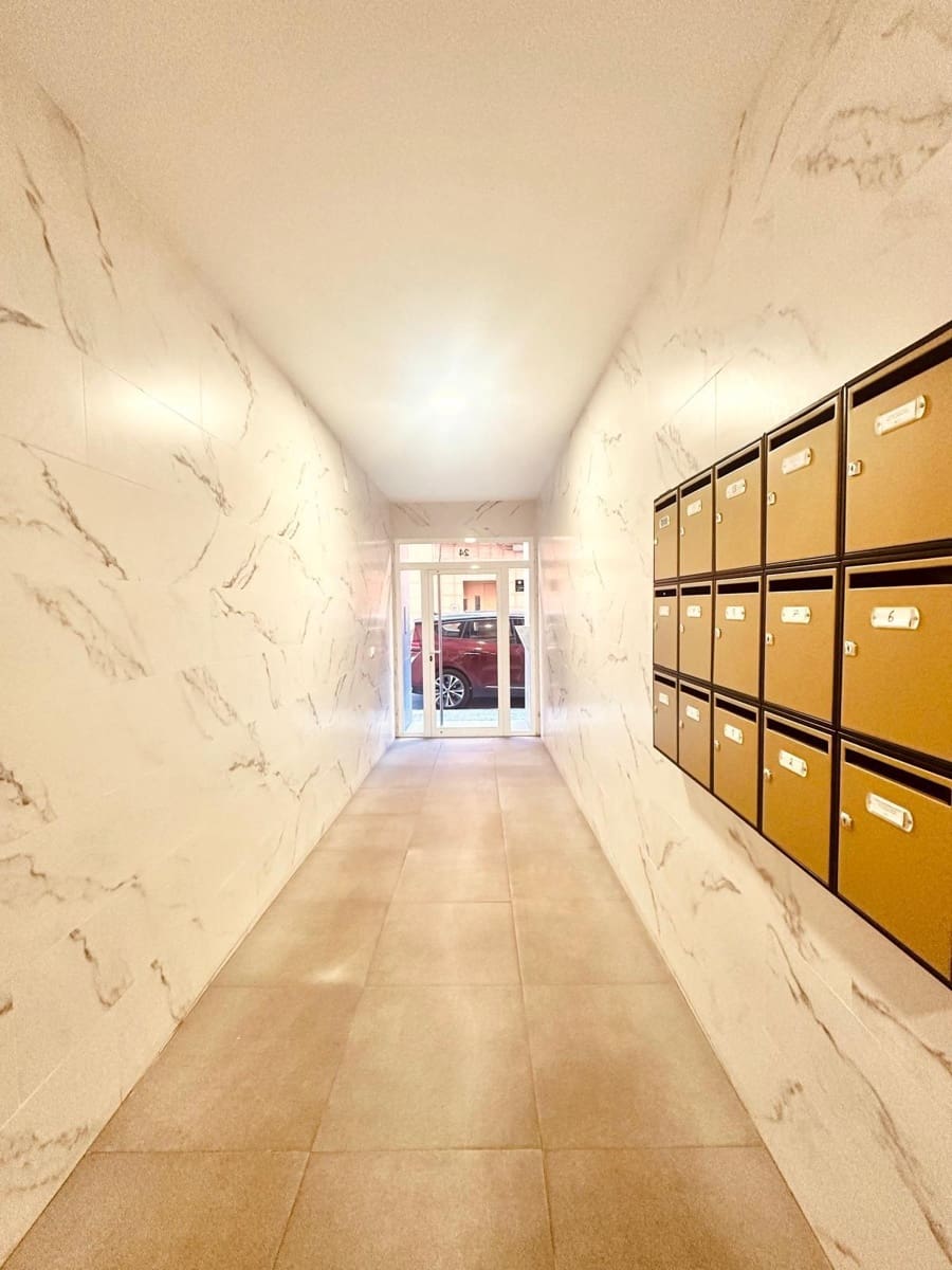 2 slaapkamer Appartement te huur in Sagunto / Sagunt - € 850 (Ref: 9502400)