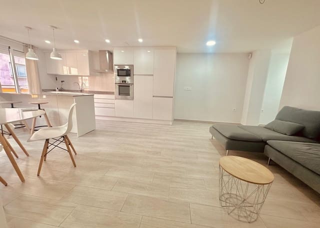 2 slaapkamer Appartement te huur in Sagunto / Sagunt - € 850 (Ref: 9502400)