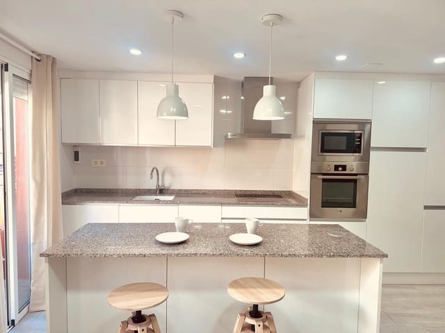 2 slaapkamer Appartement te huur in Sagunto / Sagunt - € 850 (Ref: 9502400)