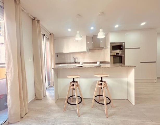 2 slaapkamer Appartement te huur in Sagunto / Sagunt - € 850 (Ref: 9502400)